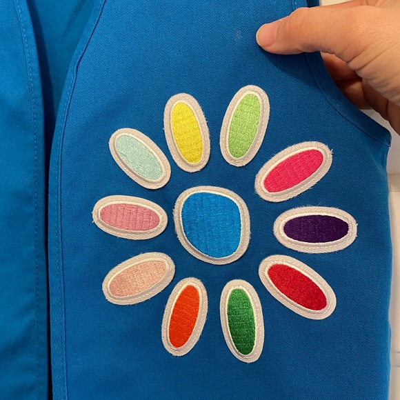 Girl Scouts Daisy Vest - Picture 4 of 5
